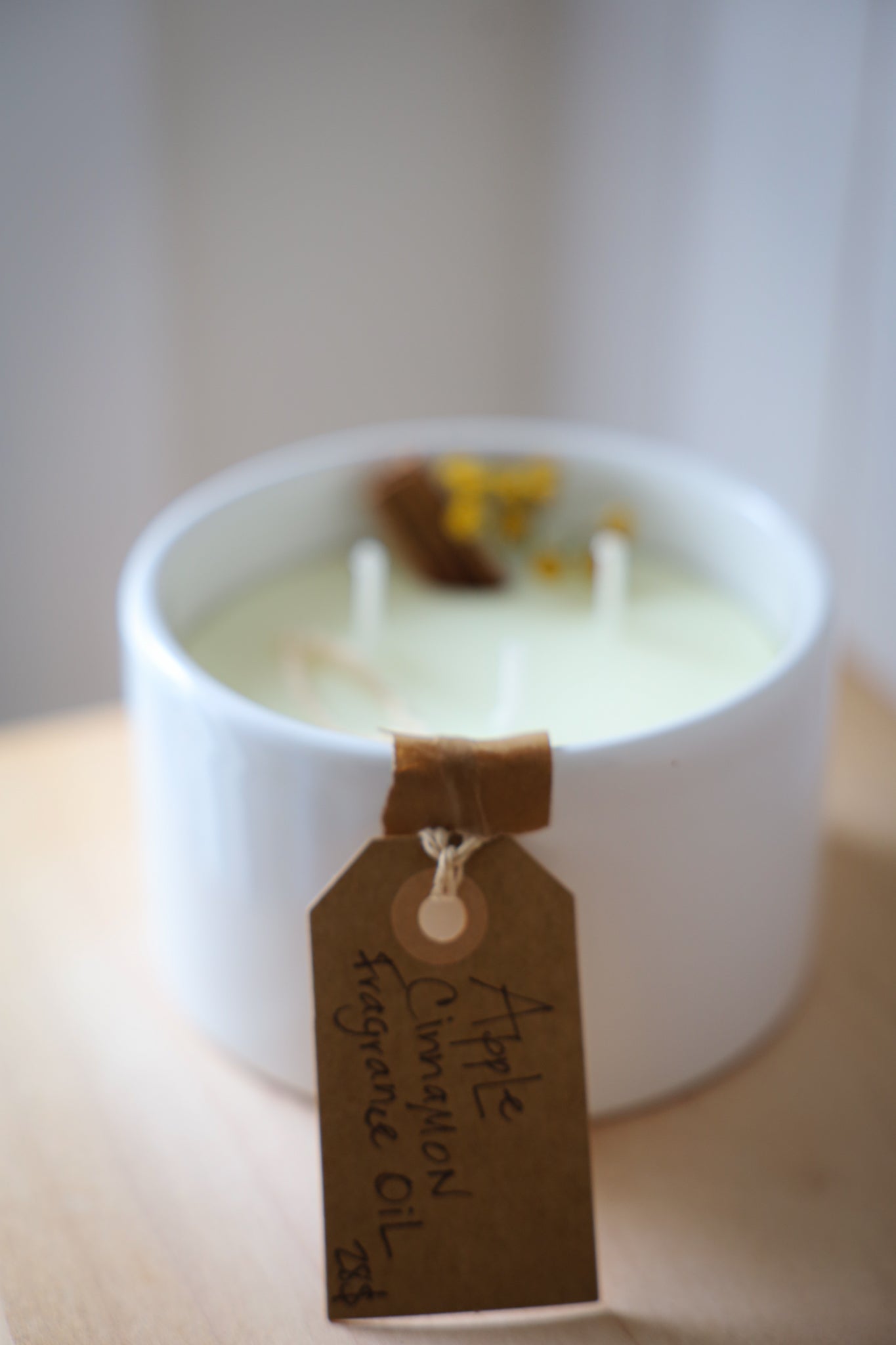 Apple Cinnamon Candle