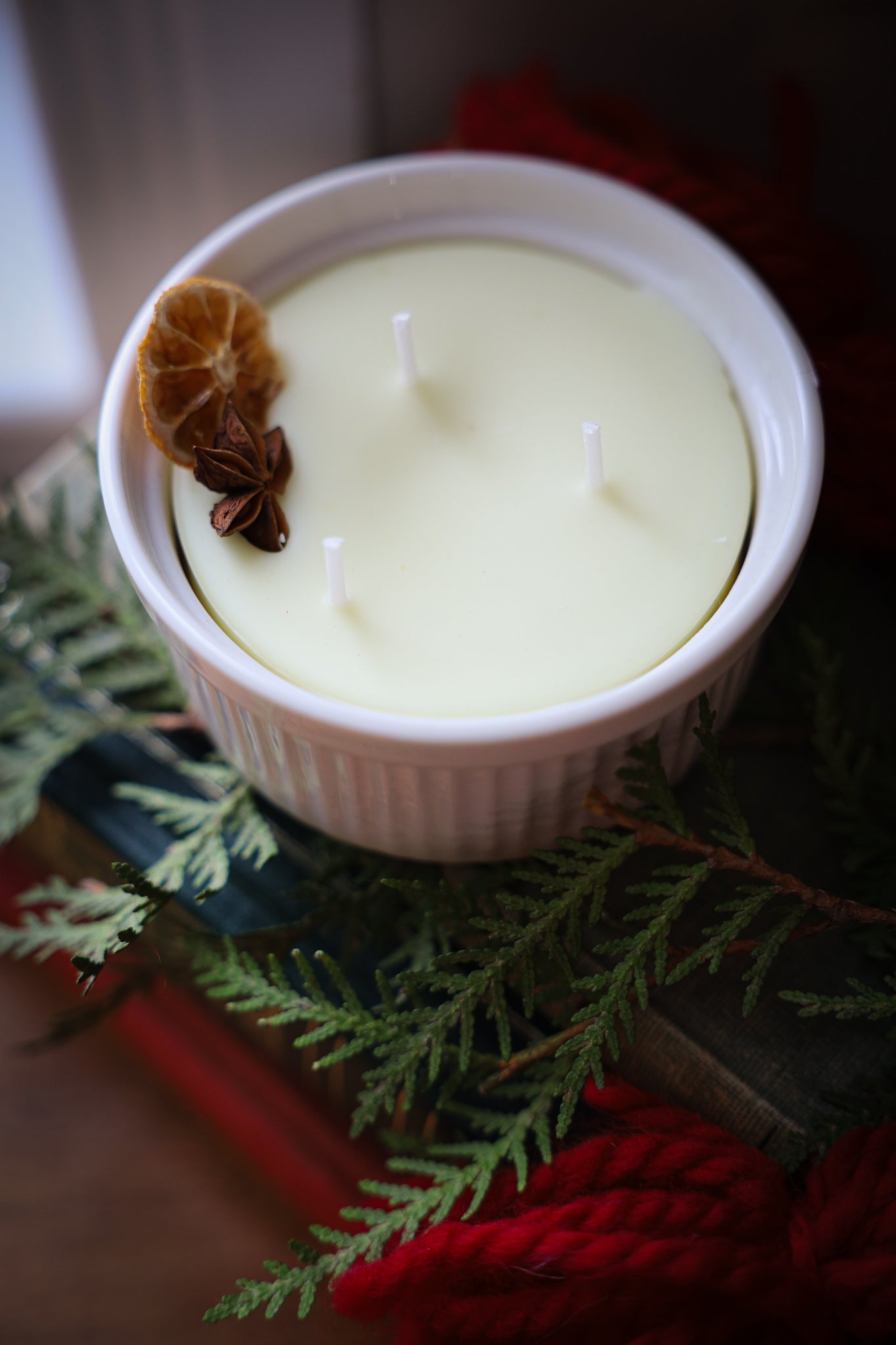 Victorian Christmas Candle(3 wicks)