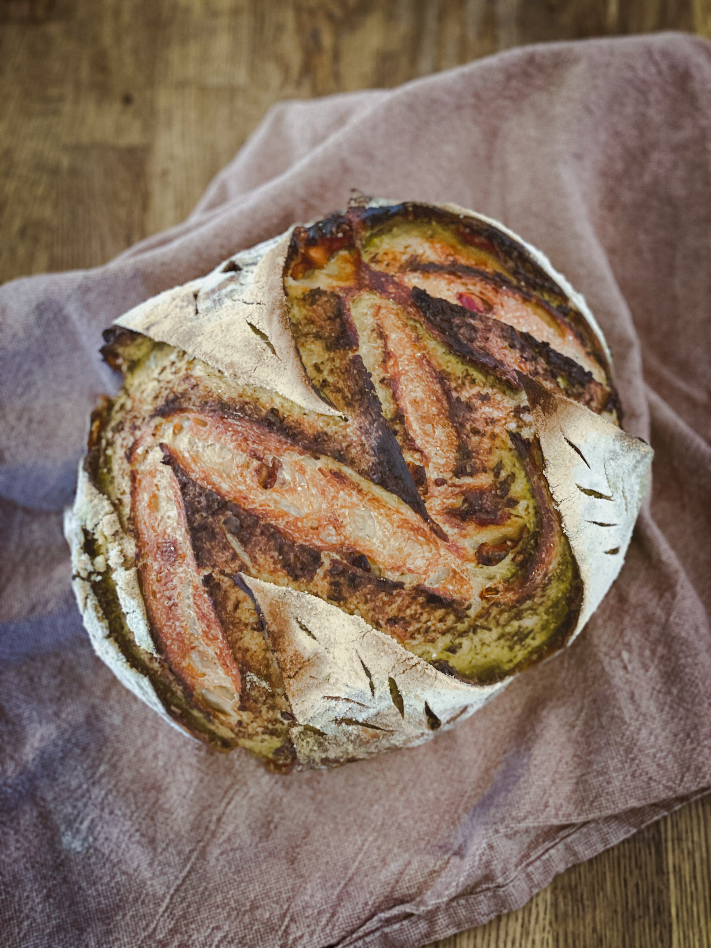 Pesto, Sun-dried Tomatoes Sourdough Bread