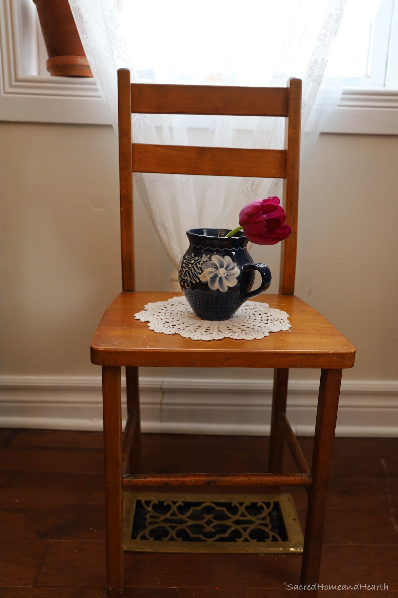Pottery vase