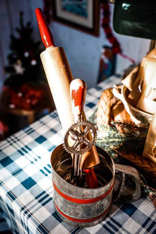 Vintage Kitchen Set