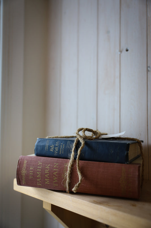 Set of 2 Vintage Books