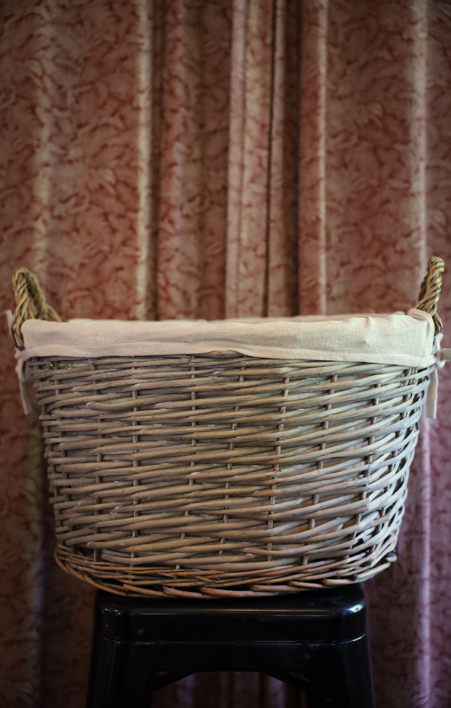 Woven Basket with Linen Liner