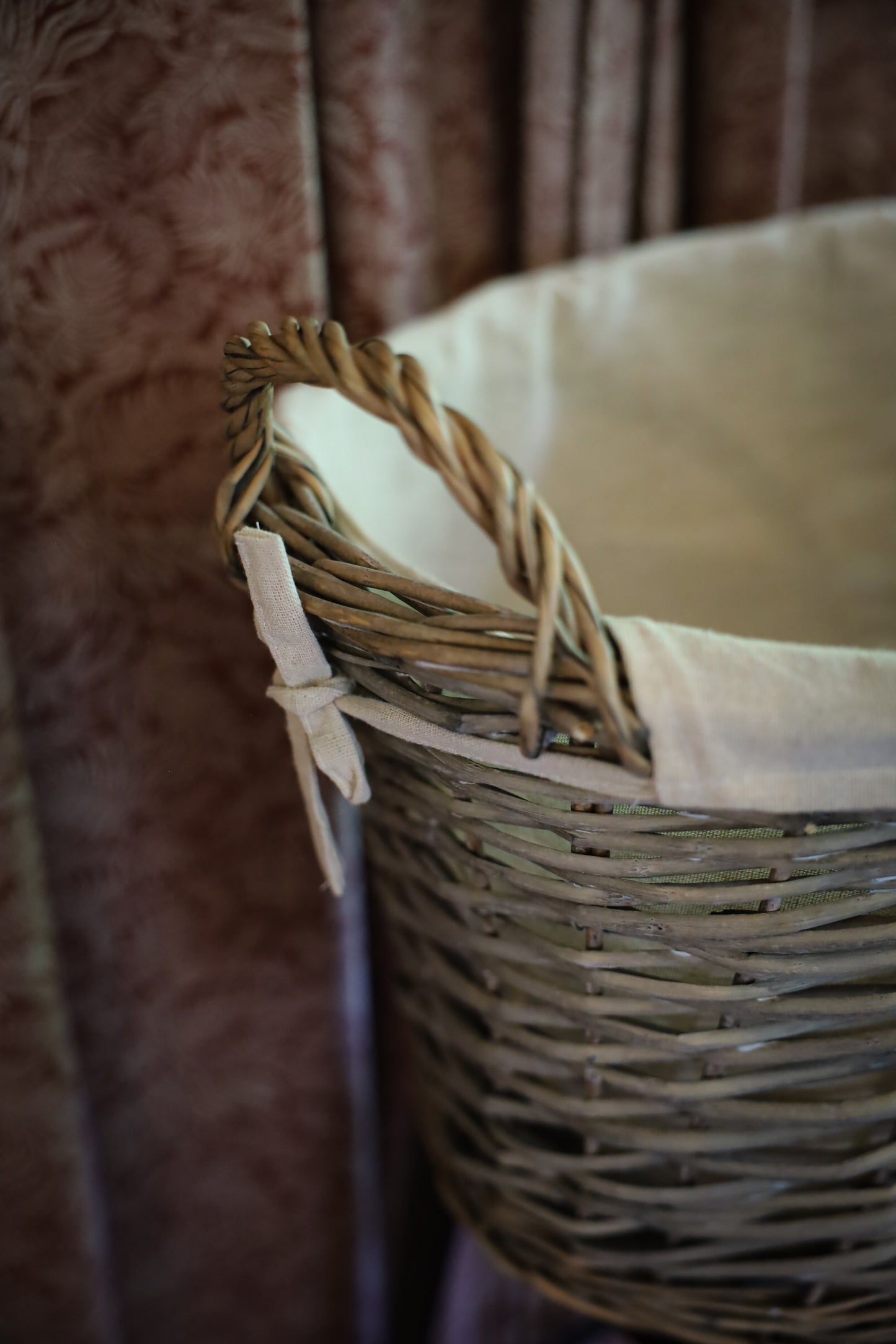 Woven Basket with Linen Liner